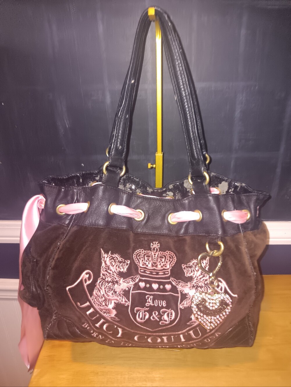 Juicy Couture Vintage Y2k Velour Daydreamer Bag With Heart Charm